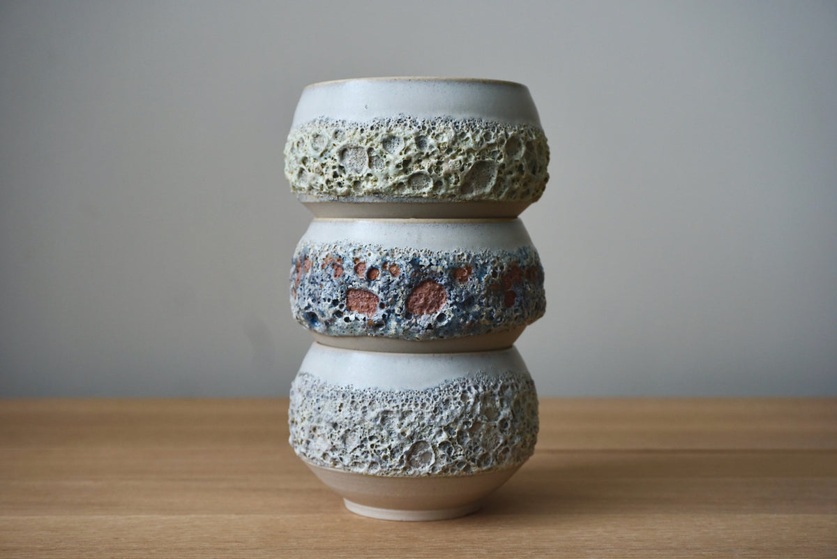 北欧 デンマーク陶器 Oh Oak オーオーク 北欧デンマーク陶器Oh Oak IOベース mid narrow（pink-green） – 面影